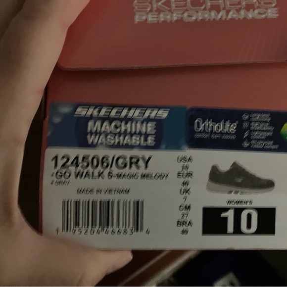 New! Skechers GoWalk 6 Magic Melody gray athletic shoes. - Picture 4 of 5